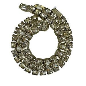 Vintage Elegant Rhinestone Swirl Brooch Pin Wave 3 Level Curl